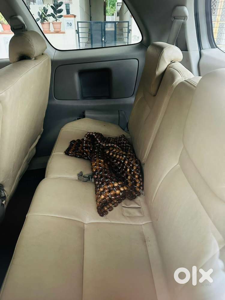 2010 Toyota Innova 2.5 V Single Owner