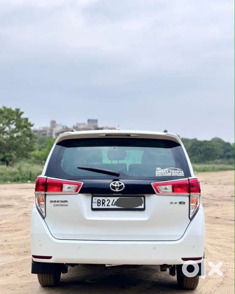 Toyota Innova Crysta, 2025, Diesel