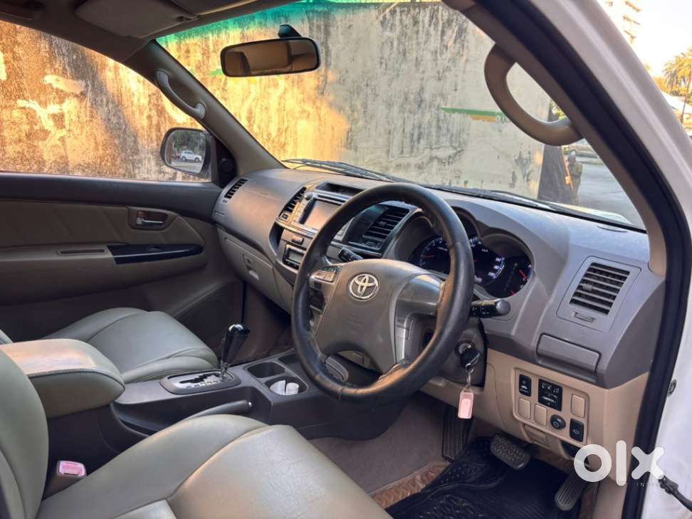 Toyota Fortuner 3.0 4x2 Automatic, 2013, Diesel