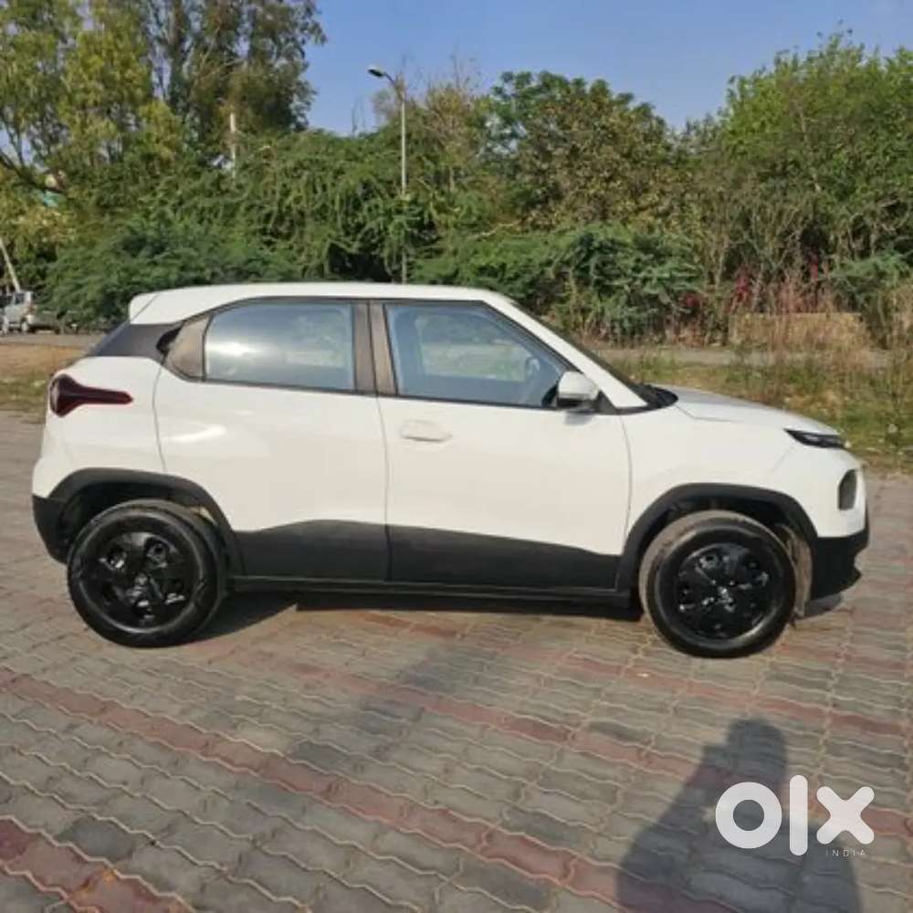The Car Is Not For Sale. It Is Available For Rent On A Daily Basis.