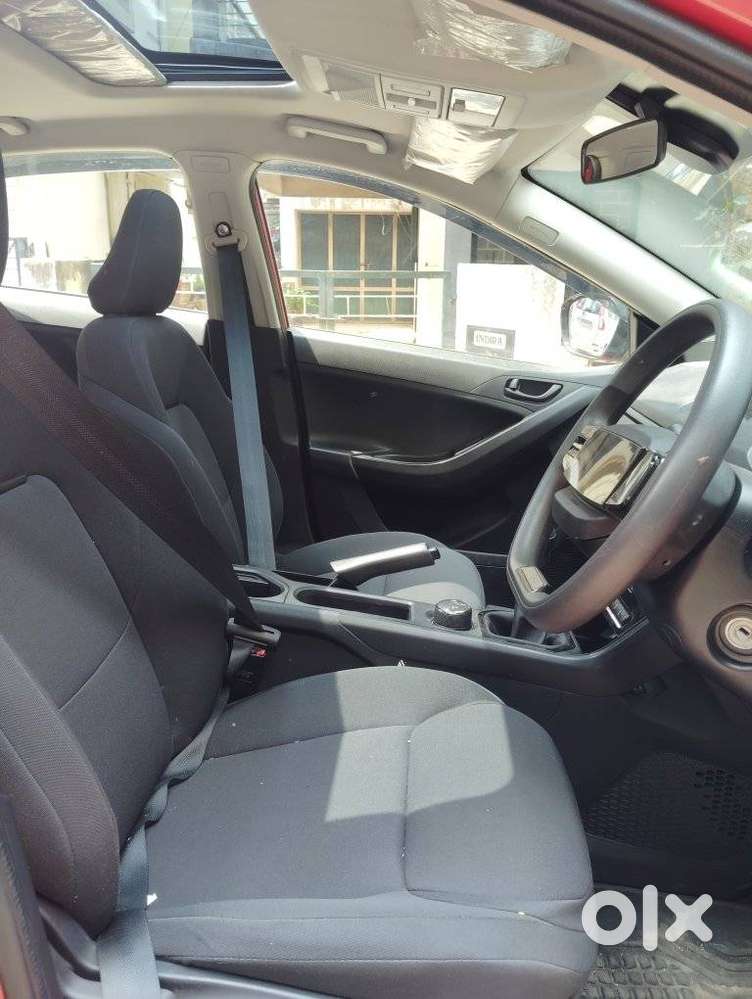 Tata Nexon Smart 1.2 Revotron Petrol 5 Mt, 2023, Petrol