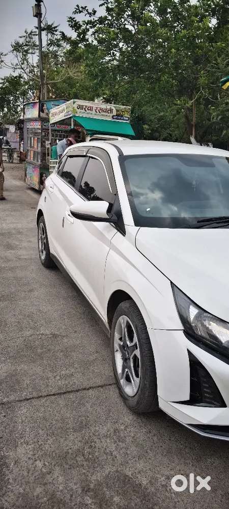 Hyundai I20 2024 Petrol 30000 Km Driven