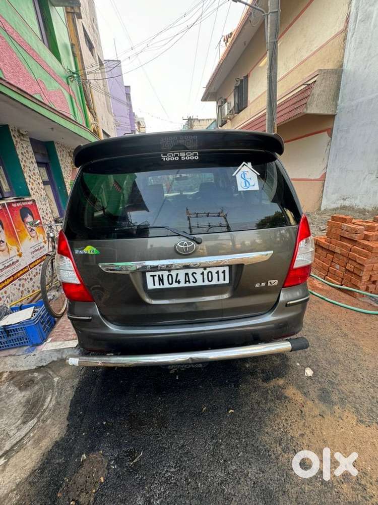 Toyota Innova 2012 Diesel Well Maintained