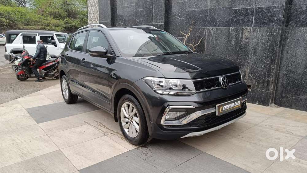 Volkswagen Taigun 1.0 Tsi Highline At, 2023, Petrol