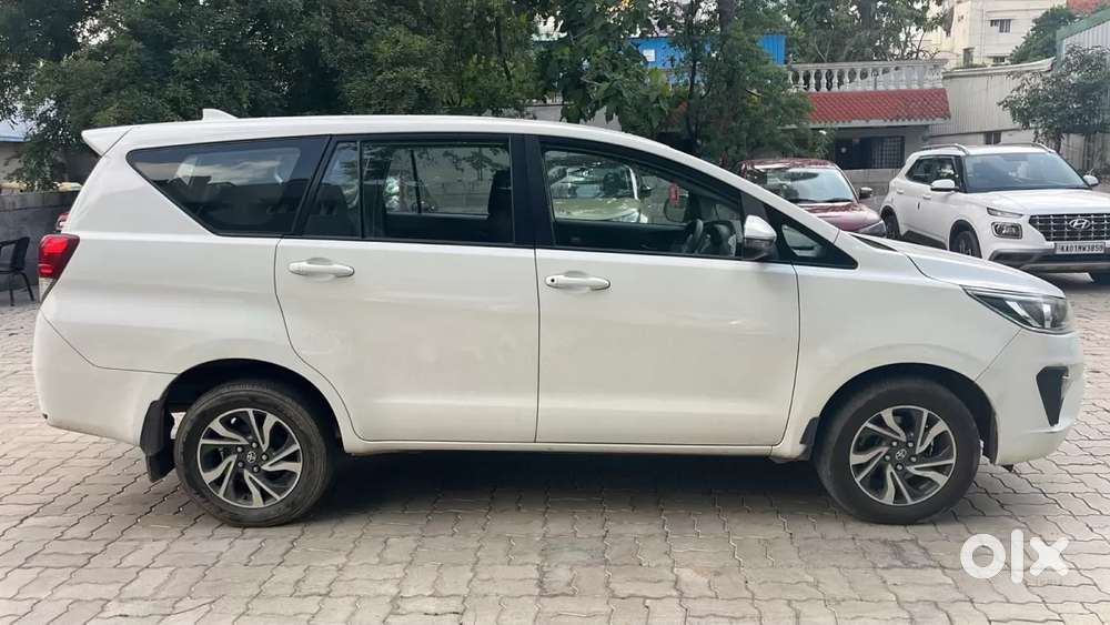 Toyota Innova Crysta [2020-ongoing] 2.4 Gx 7 Str, 2021, Diesel