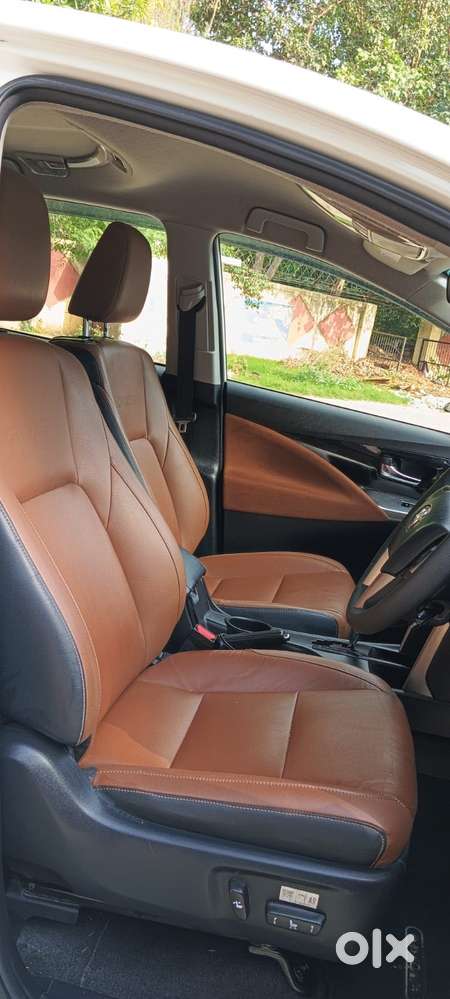 Toyota Innova Crysta [2020-ongoing] 2.4 Zx 7 Str, 2020, Diesel