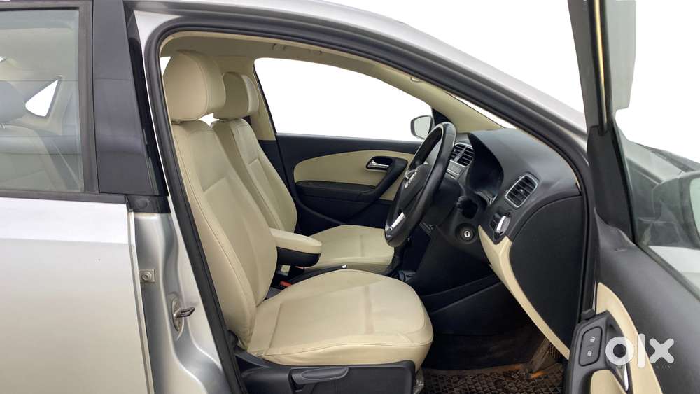 Skoda Rapid 1.6 Mpi At Style, 2017, Petrol