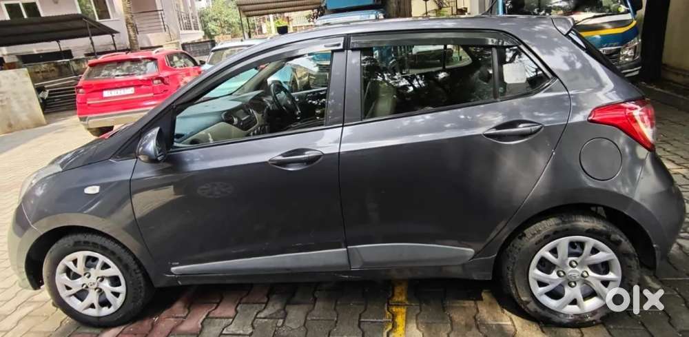 Hyundai Grand I10 [ ] 1.2 Kappa Vtvt Sportz, 2017, Petrol