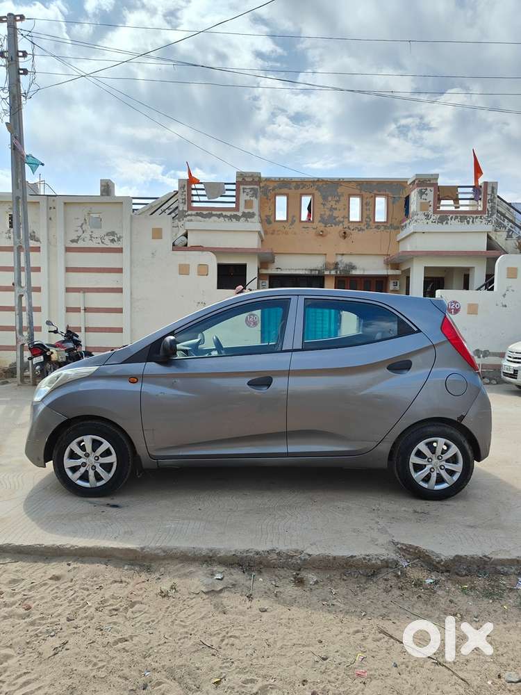 Hyundai Eon Magna+ Petrol Manual 2013
