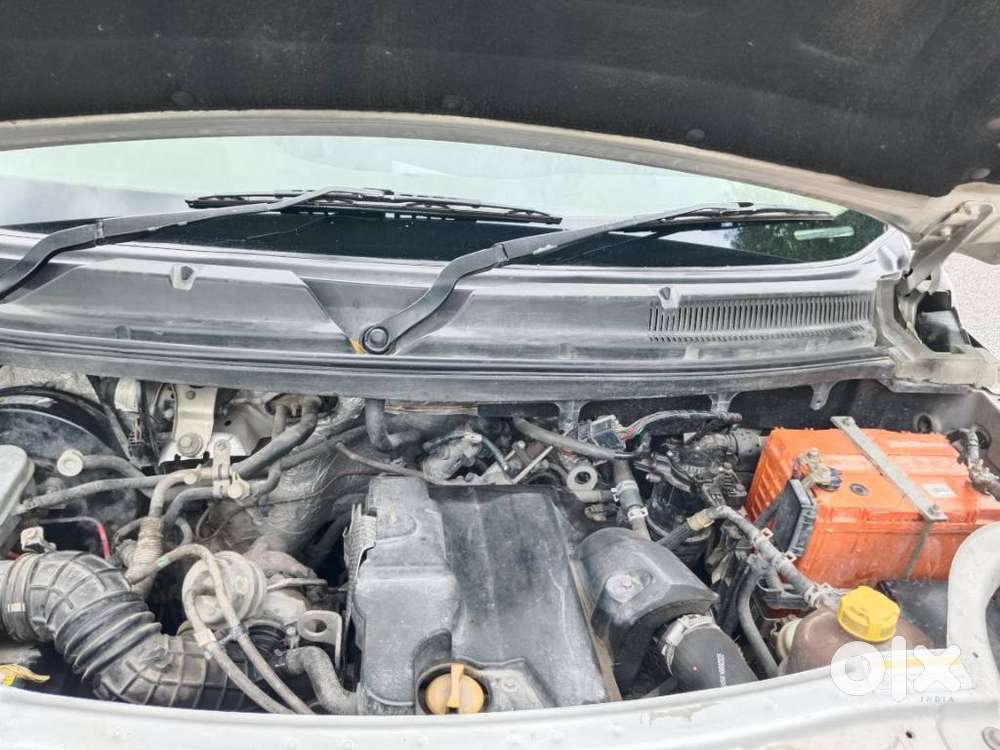 Mahindra Tuv 300 T10, 2019, Diesel