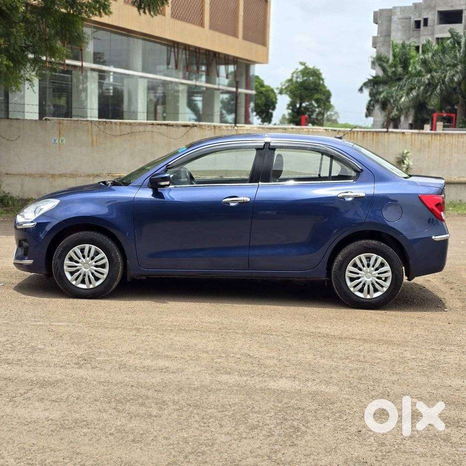 Maruti Suzuki Dzire 1.2 Vxi Amt, 2018, Petrol
