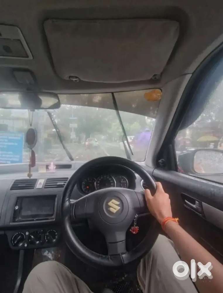 Maruti Suzuki Swift 2009 Petrol 90000 Km Driven
