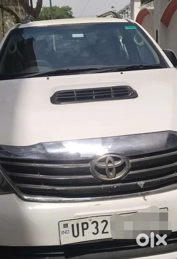 Toyota Fortuner 2012 Diesel 135000 Km Driven