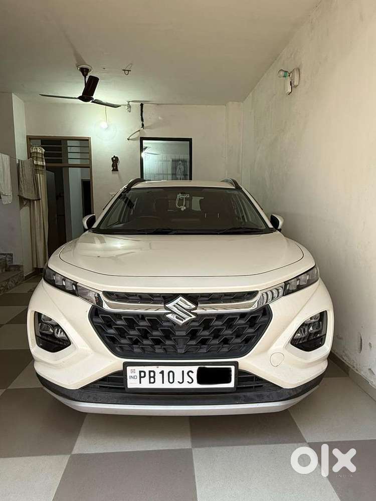Maruti Suzuki Fronx 2024 Petrol Well Maintained