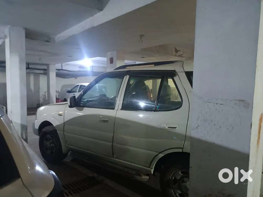 Tata Safari Ex Dicor 2009