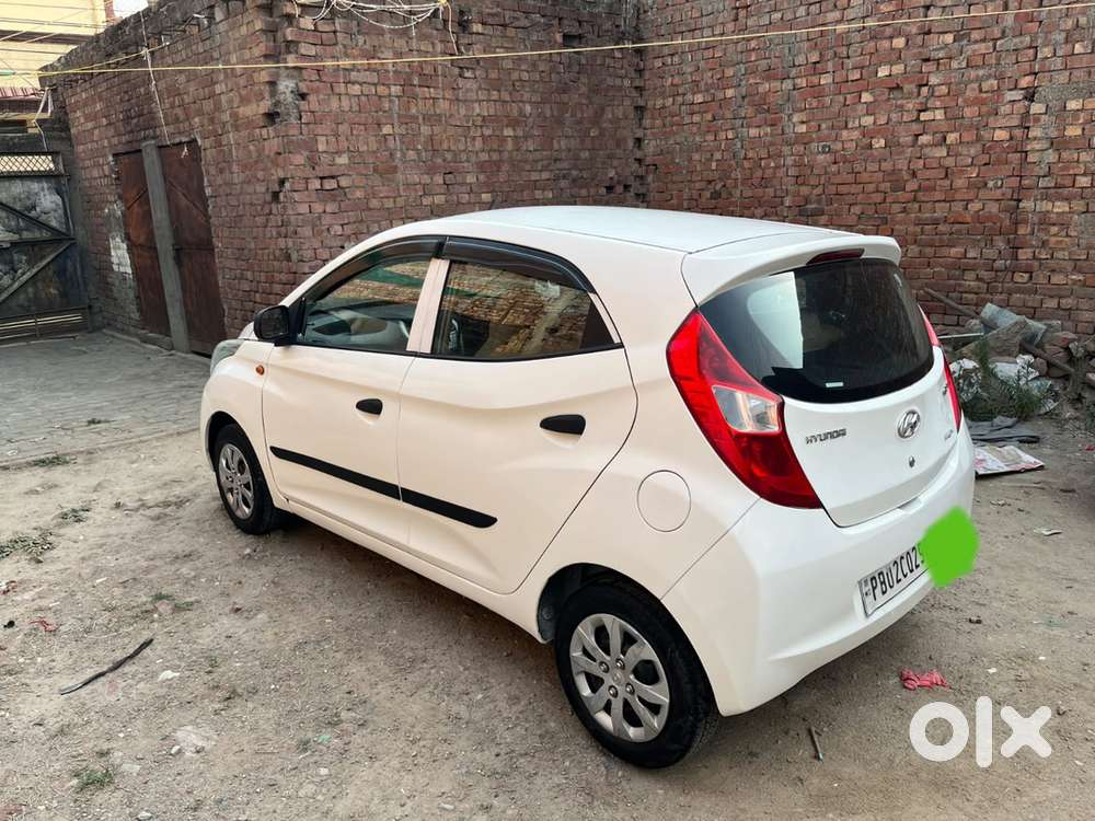 Hyundai Eon 1.0 Magna 2015