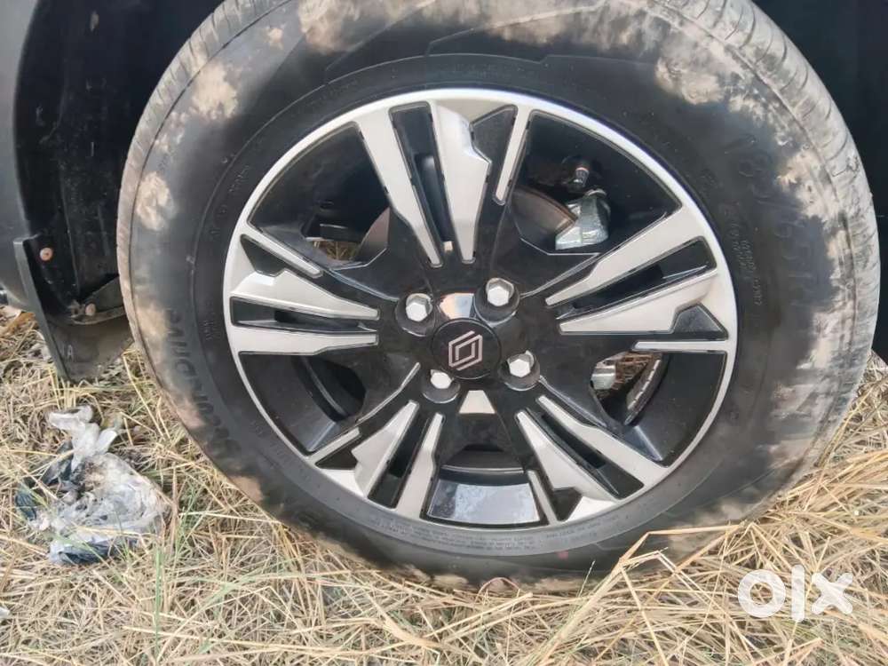 Mahindra Renault Logan 25 Petrol 16000 Km Driven