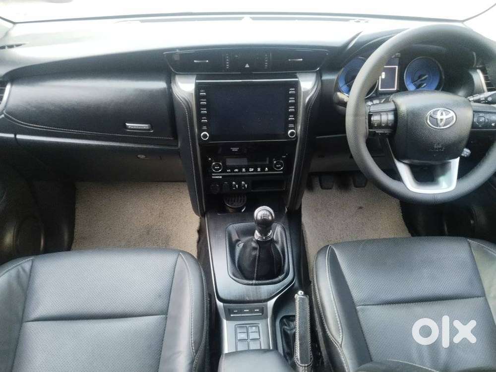 Toyota Fortuner [2021-ongoing] 2.8 2wd Diesel Mt, 2021, Diesel