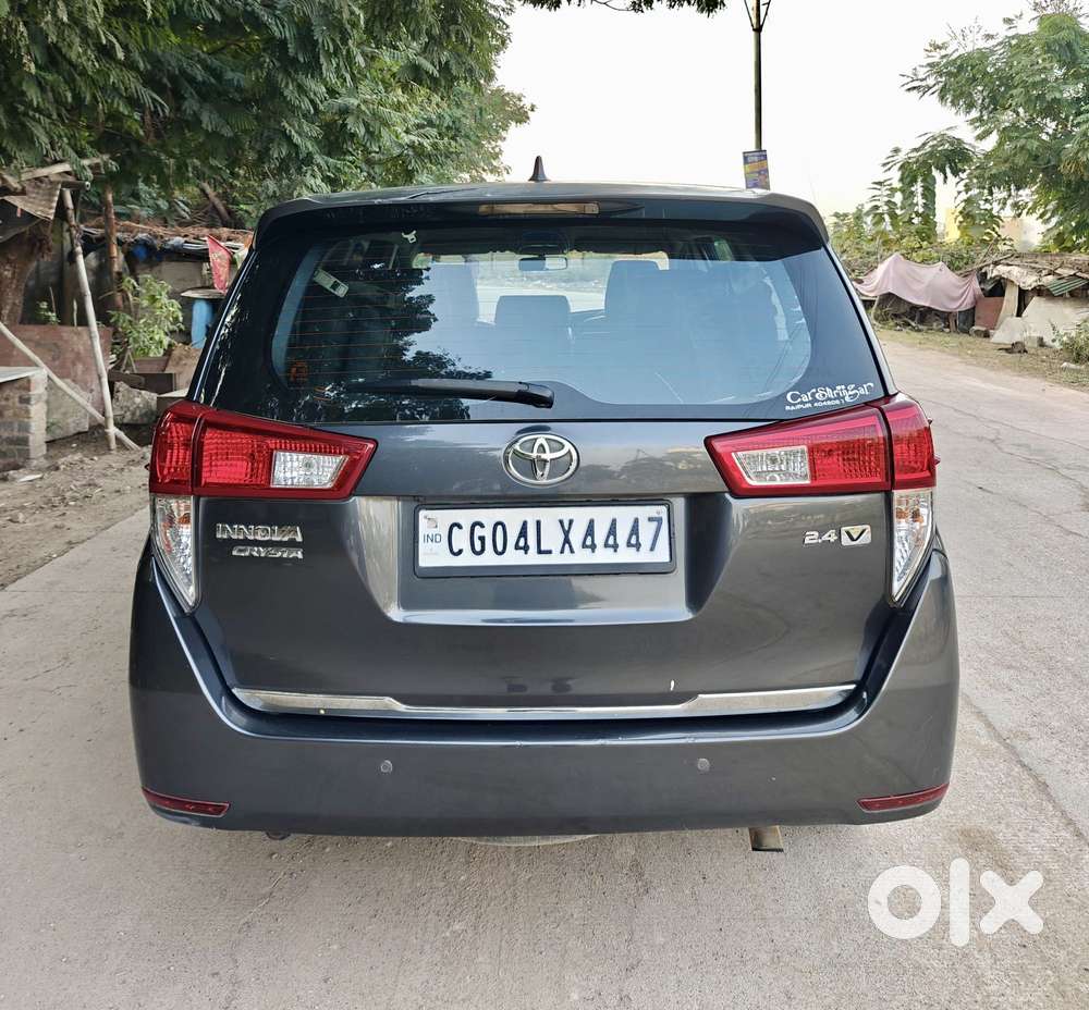 Toyota Innova Crysta 2.4 Vx Mt 8s, 2017, Diesel