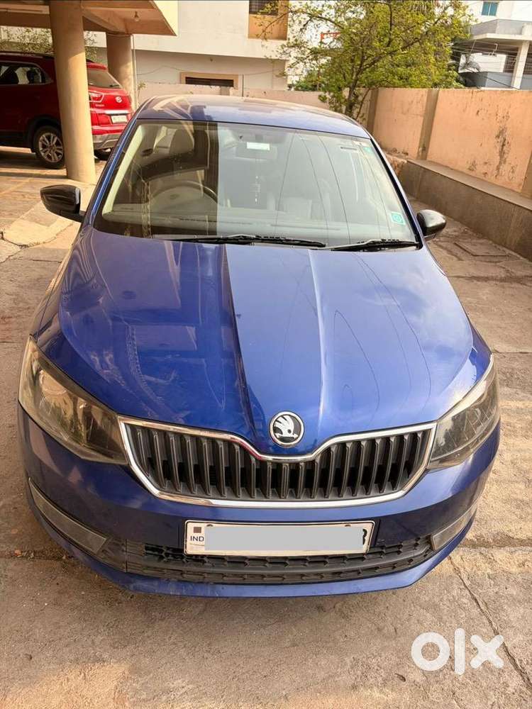 Skoda Rapid 2021 Petrol 125000 Km Driven