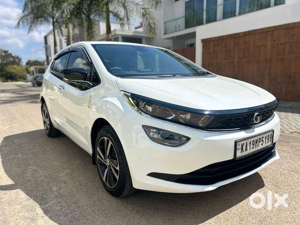 Tata Altroz XZ, 2024, Diesel - Cars in Savaripalya, Shivamogga