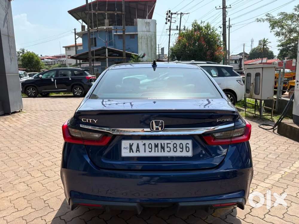 Honda City 1.5 Zx I-vtec Mt, 2023, Petrol