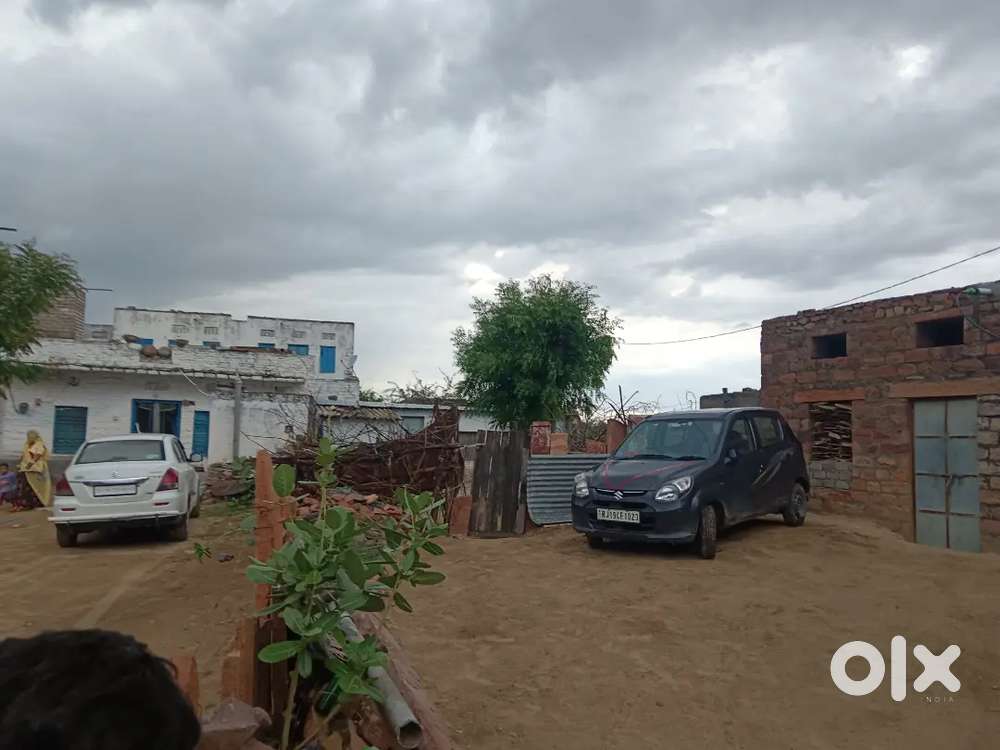 4 Tayar Naye Vel Kadisan Hai