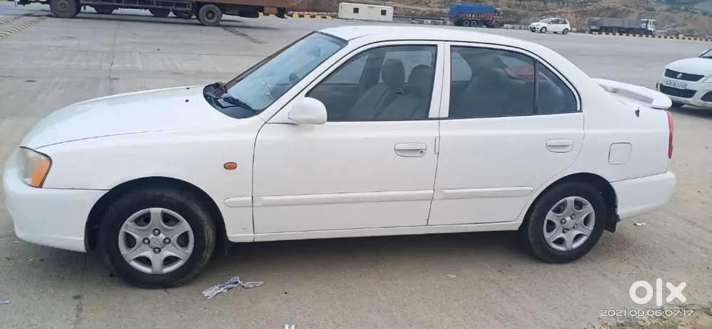 Hyundai Accent Petrol At 22 Variant
