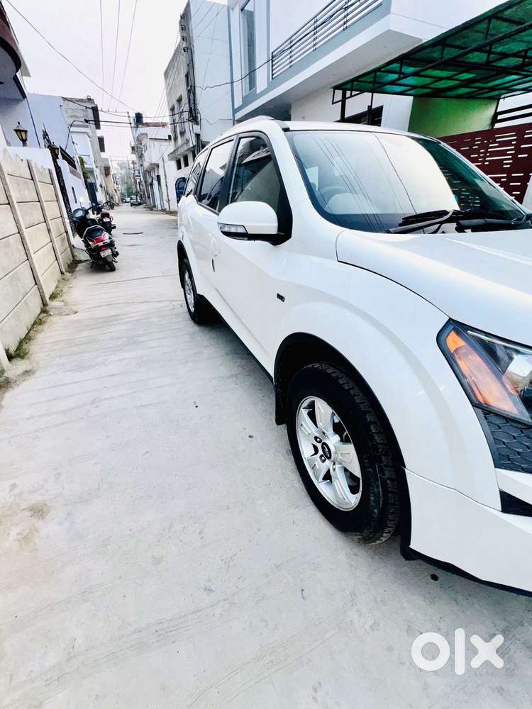 Mahindra Xuv500 W8 Dual Tone, 2012, Diesel