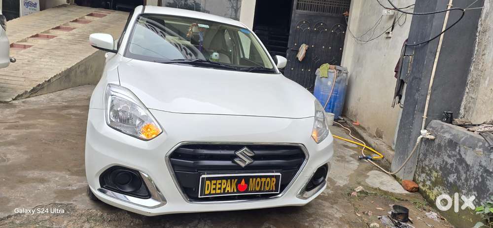 Maruti Suzuki Dzire 1.2 Vxi, 2022, Petrol