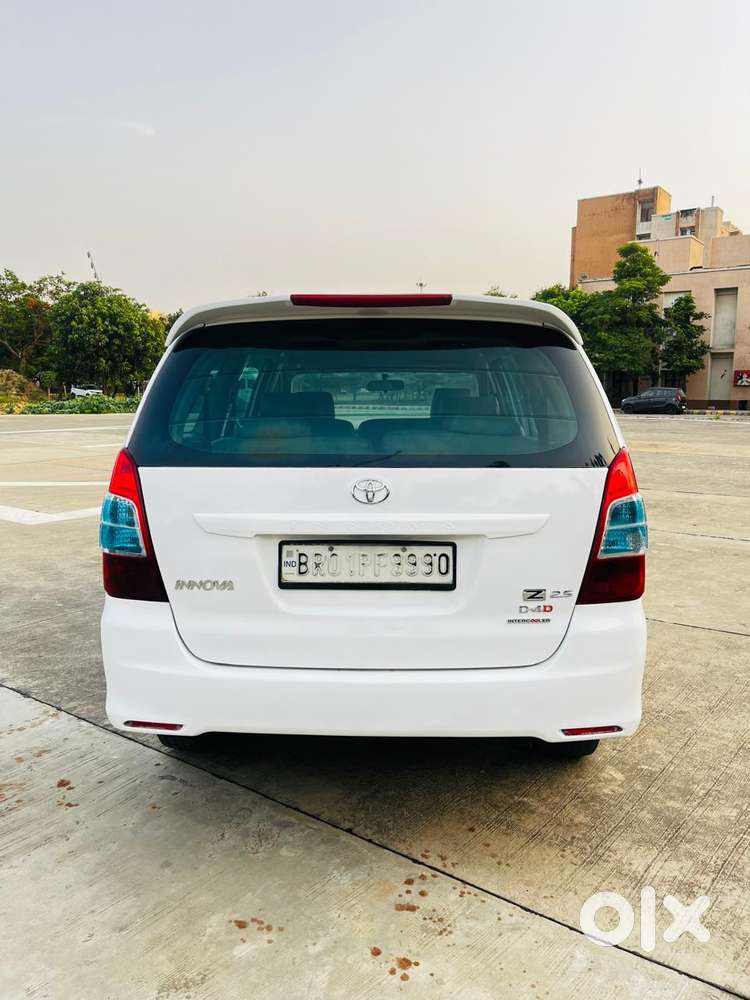 Toyota Innova 2.5 G (diesel) 8 Seater, 2016, Diesel