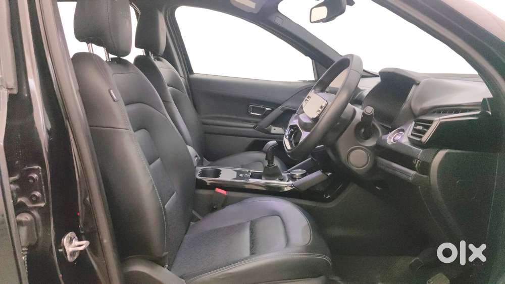 Tata Harrier Fearless Plus Dark Edition, 2023, Diesel