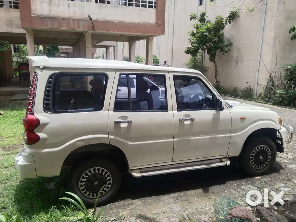 Mahindra Scorpio 2012 Diesel Manual