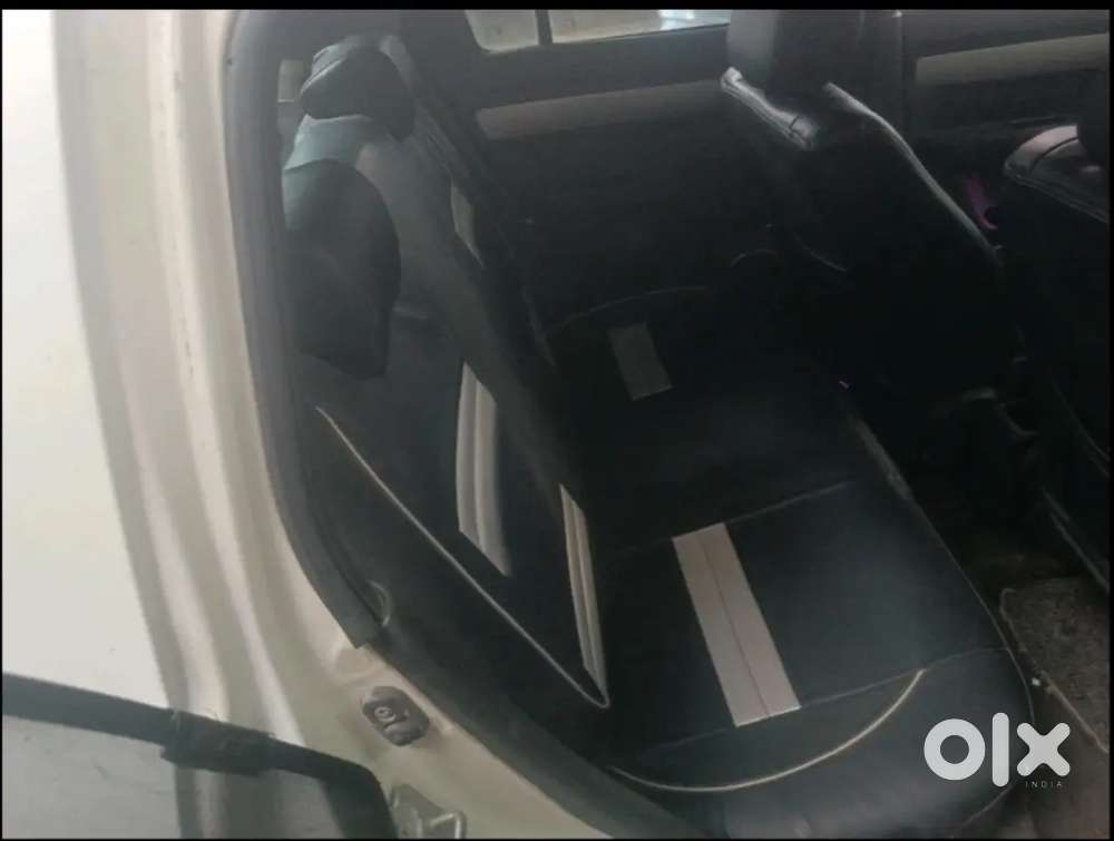 Maruti Suzuki Swift 2011 Cng & Hybrids 97500 Km Driven