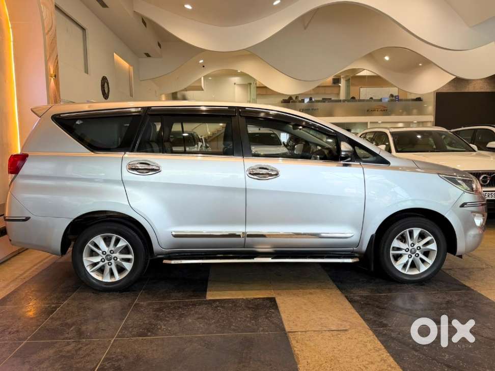 Toyota Innova Crysta 2.4 G Mt, 2018, Diesel