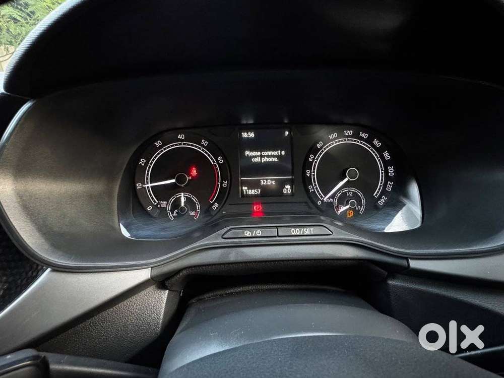 Skoda Kushaq 1.0 Tsi Ambition At, 2022, Petrol