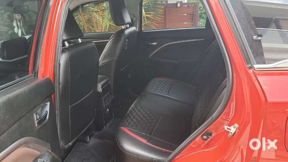 Maruti Suzuki Brezza 1.5 Zxi Smart Hybrid Dual Tone, 2023, Petrol