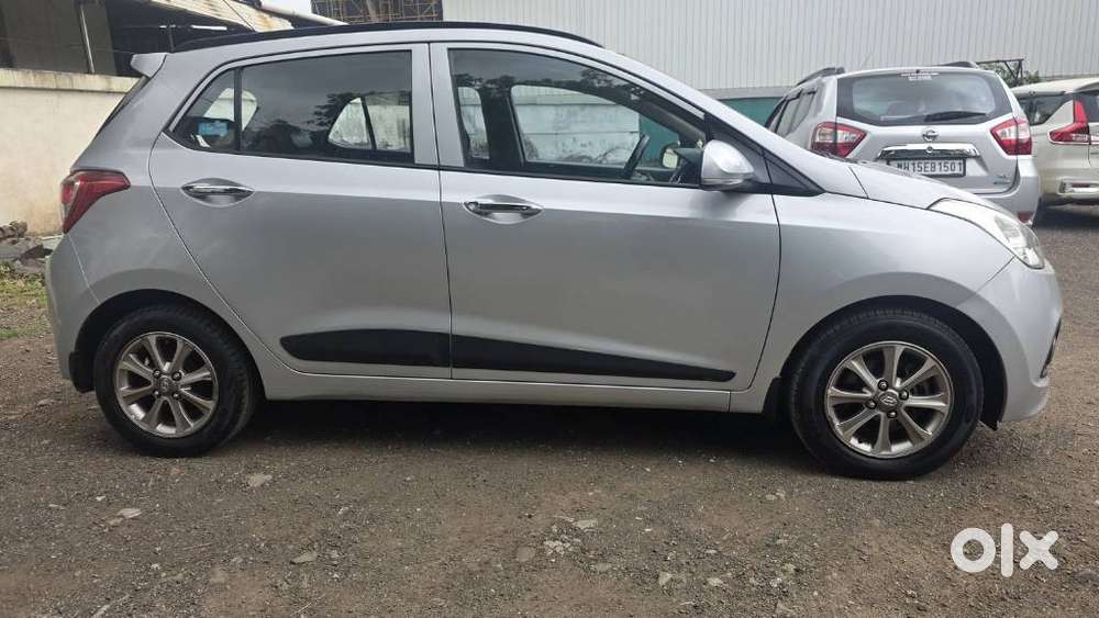 Hyundai Grand I10 Asta Option, 2016, Petrol