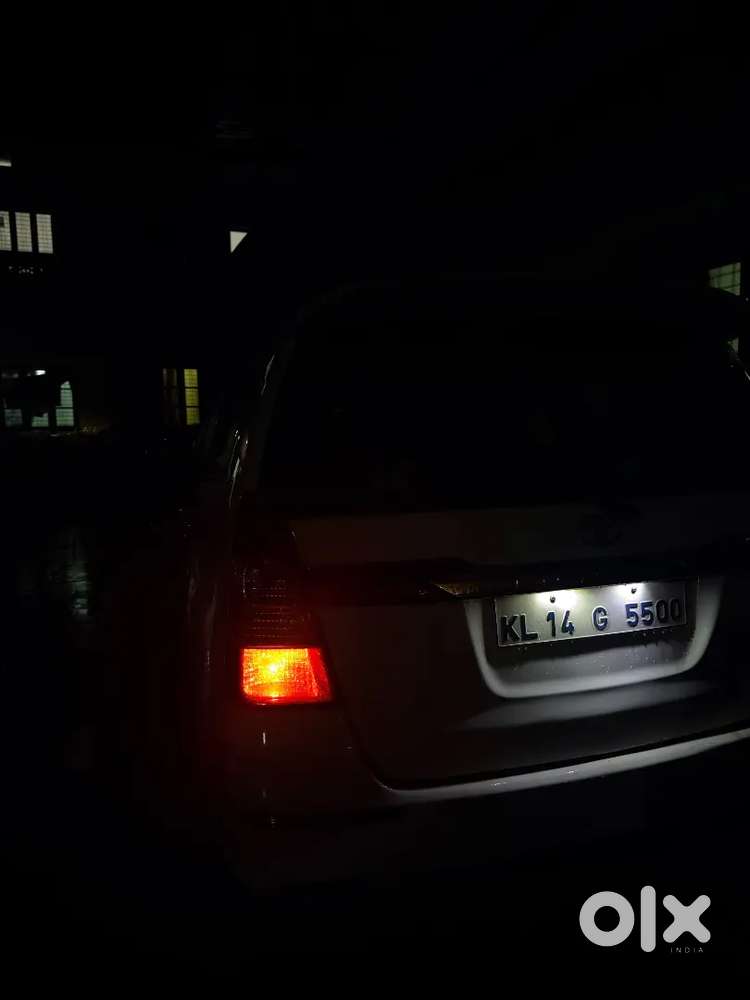 Toyota Innova G2 8 Str 2007 Diesel Manual