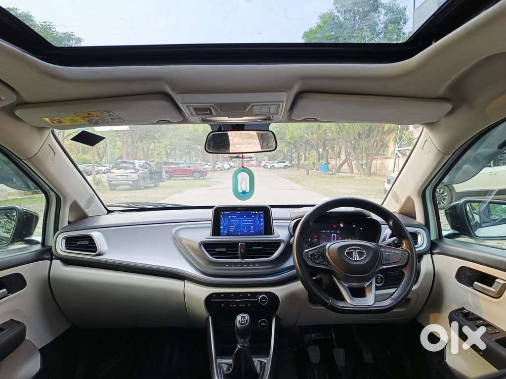 Tata Altroz Xz Plus (o) (s) Icng, 2023, Cng & Hybrids