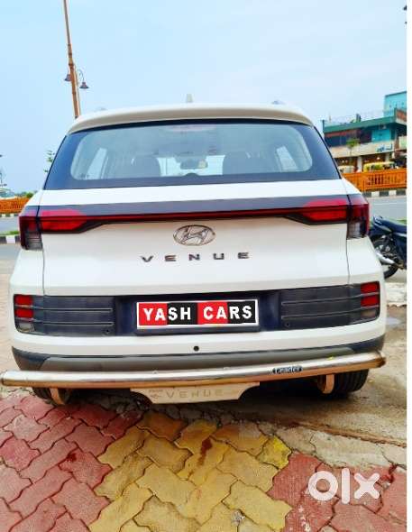 Hyundai Venue S 1.2 Petrol, 2023, Petrol