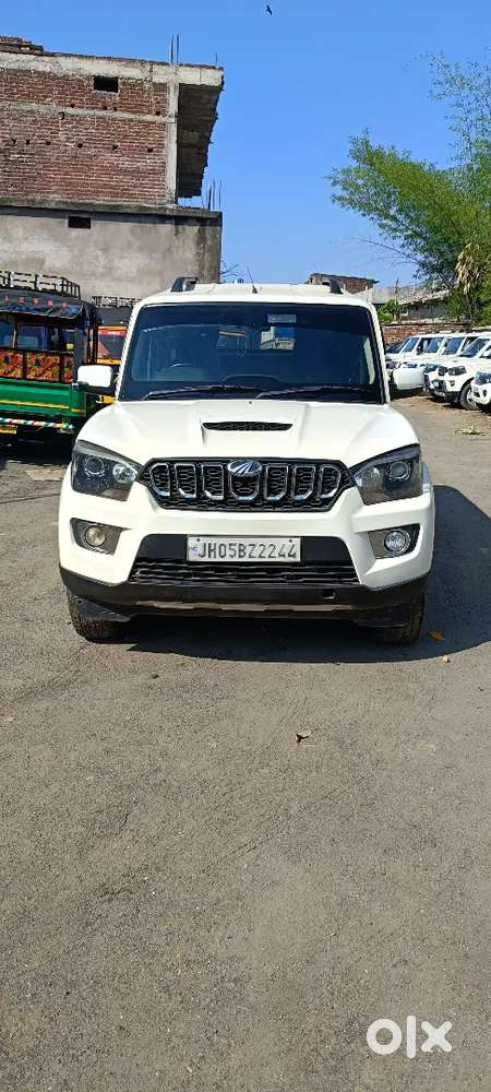 Mahindra Scorpio 2018 Diesel 92835 Km Driven