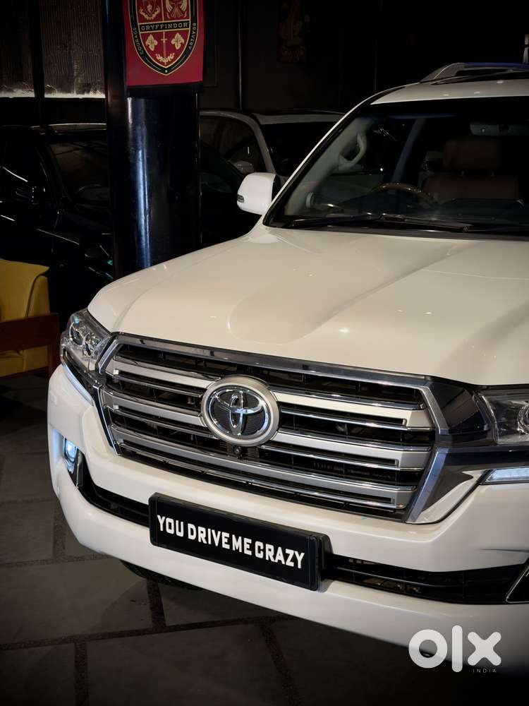 Toyota Land Cruiser [2015-2020] 4.5 Vx Lc 200, 2018, Diesel