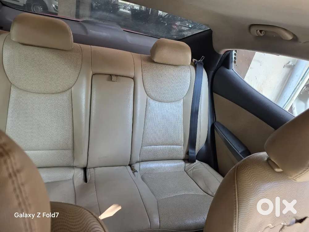 Hyundai Elantra 2014 Diesel 106000 Km Driven