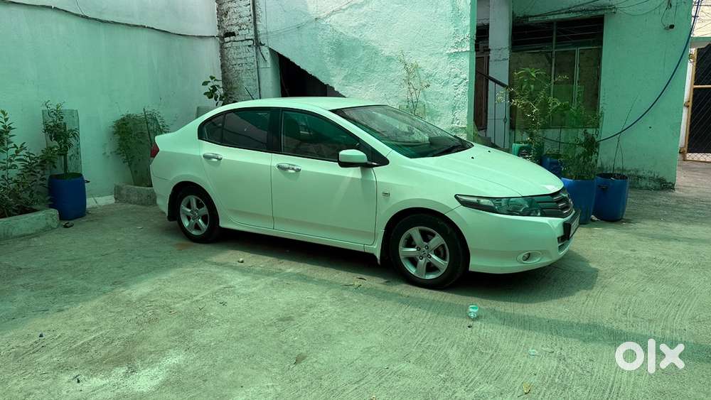 Honda Petrol Car 2011