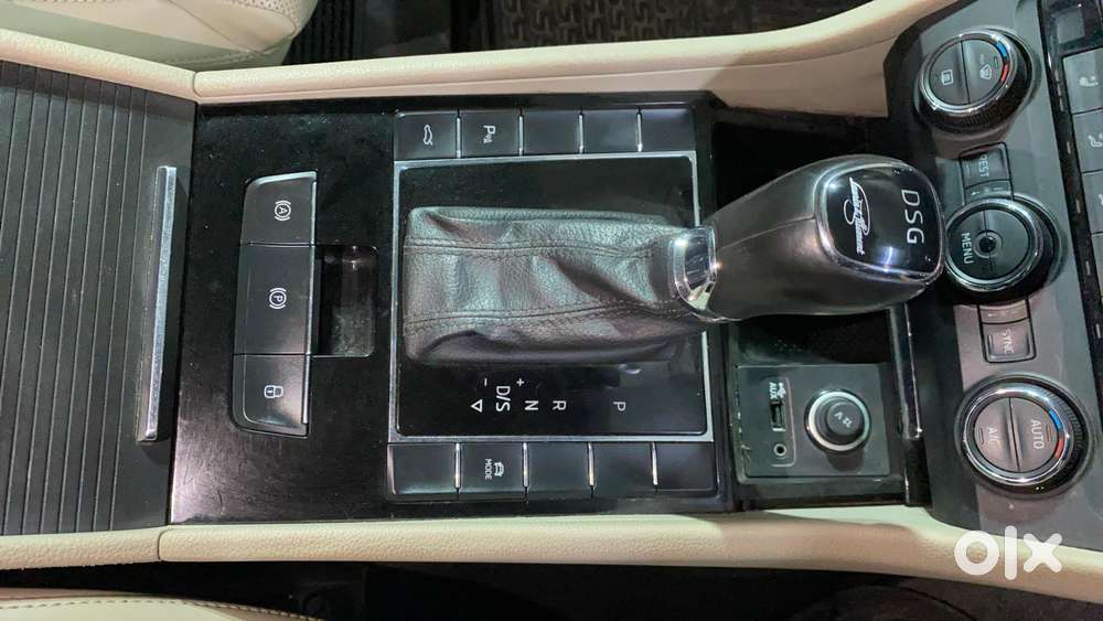 Skoda Superb Lk 1.8 Tsi At, 2016, Petrol