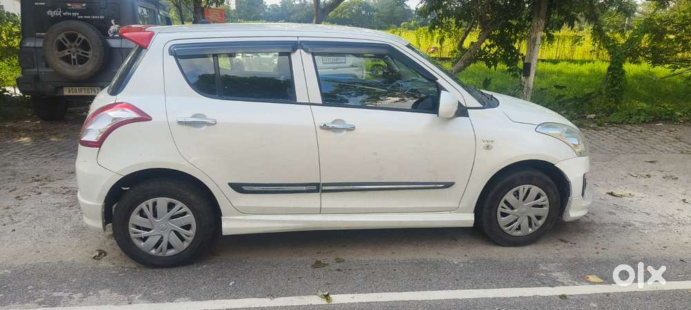 Maruti Suzuki Swift 1.2 Vxi (o), 2017, Petrol