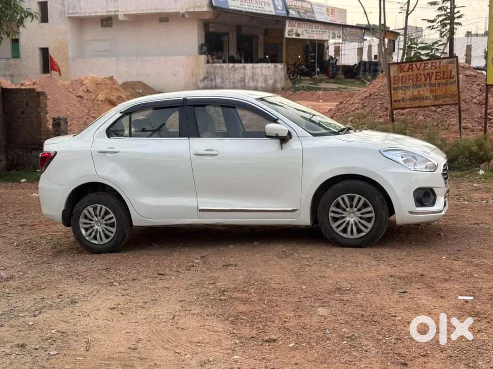 Maruti Suzuki Dzire 1.2 Vxi, 2019, Petrol