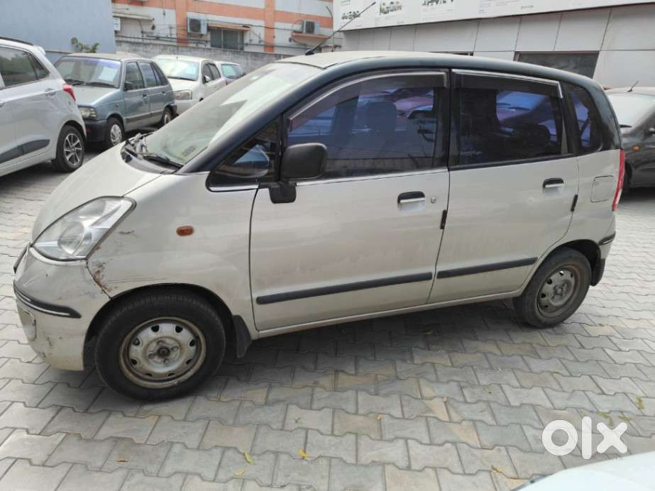 Maruti Suzuki Zen Estilo Lx Bsiv, 2009, Petrol