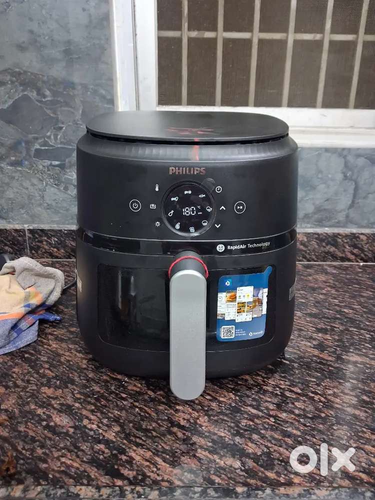 Philips air fryer n231 brand new power 1700 watts